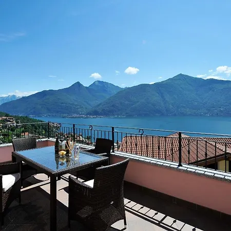 San Siro Sleeps 4 Pool Apartman